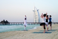 Самые необычные места для занятия йогой в Дубае